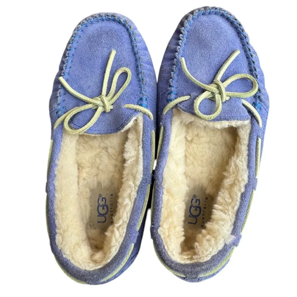 UGG Dakota Slipper Moccasin Sheepskin Lined Sz 1